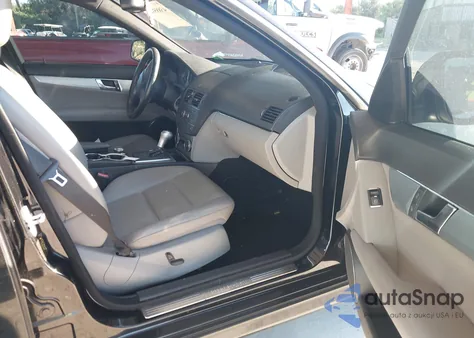 2008 Mercedes-Benz C 300 Luxury 4Matic/Sport 4Matic from USA, damaged, VIN WDDGF81X78F060749